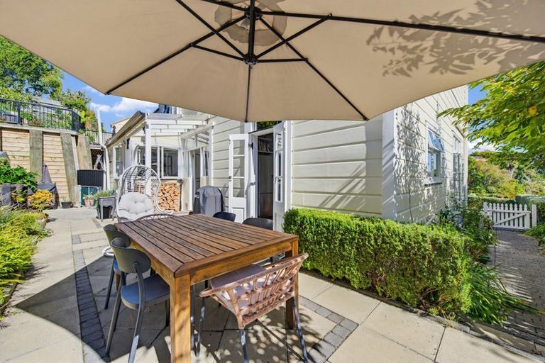 Photo of property in 3 Hooker Avenue, Hospital Hill, Napier, 4110