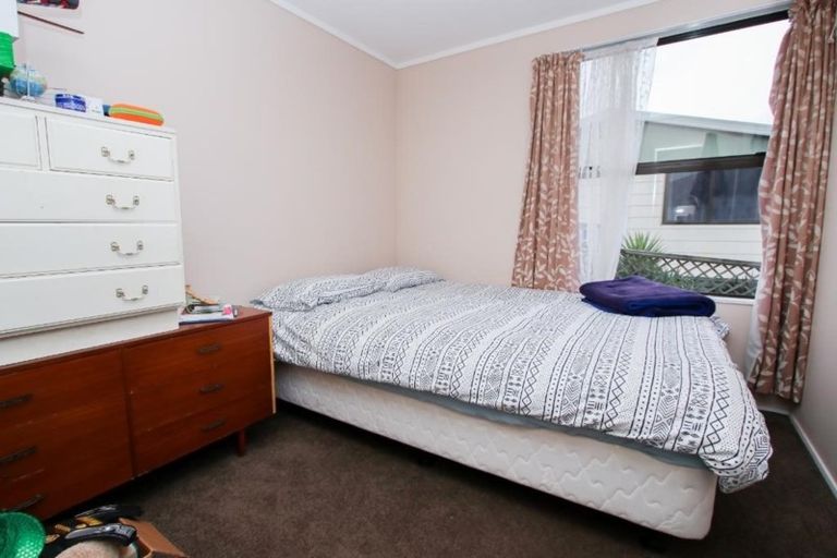 Photo of property in 42 Lindsay Crescent, Nawton, Hamilton, 3200