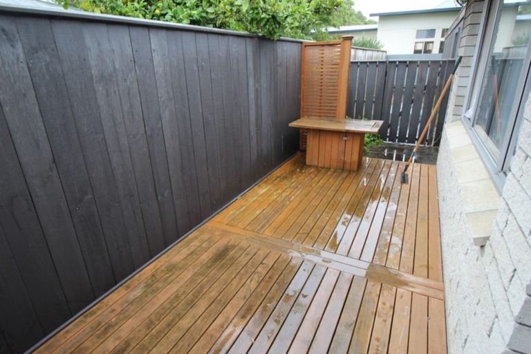 Photo of property in 5 South Street, West End, Palmerston North, 4410