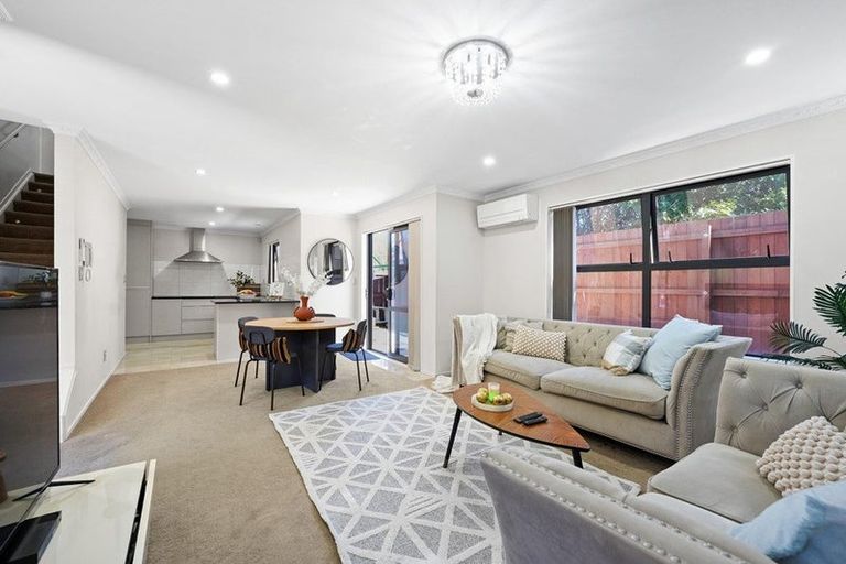 Photo of property in 187b Gray Avenue, Papatoetoe, Auckland, 2024