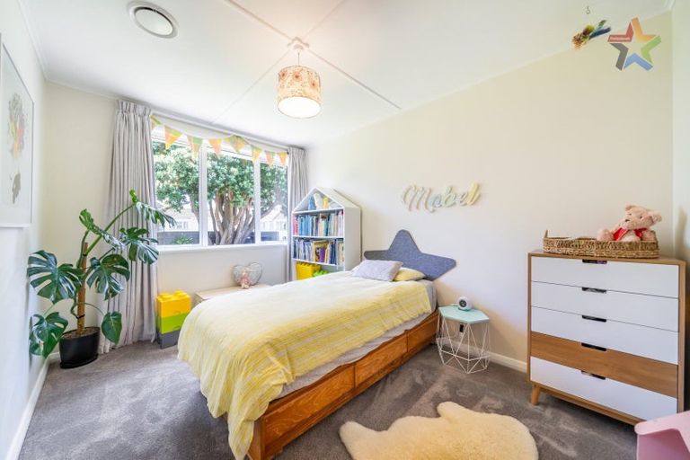 Photo of property in 72 Gordon Street, Avalon, Lower Hutt, 5011