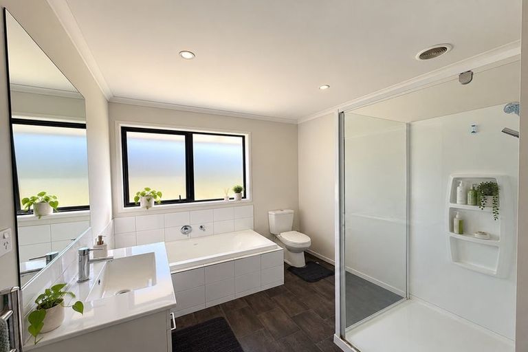 Photo of property in 9 Rylstone Way, Te Kauwhata, 3710