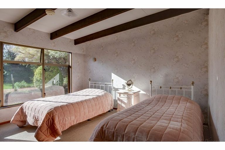 Photo of property in 137 Selwyn Street, Waimataitai, Timaru, 7910