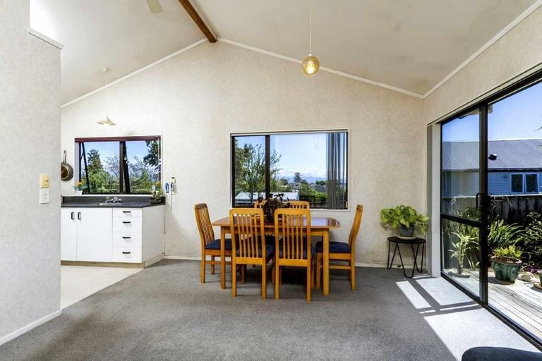 Photo of property in 2/266 The Ridgeway, Stoke, Nelson, 7011