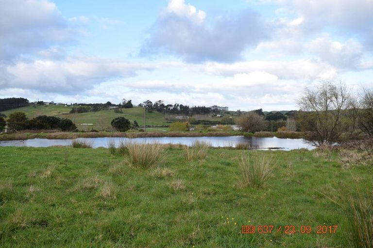 Photo of property in 166 Top Road, Dairy Flat, 0792