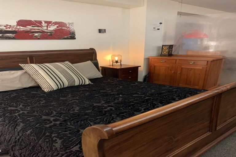 Photo of property in Gerondis Bldg Apartments, 205/60 Willis Street, Wellington Central, Wellington, 6011