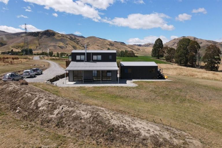 Photo of property in 138 Ruffell Road, Tarras, Cromwell, 9383