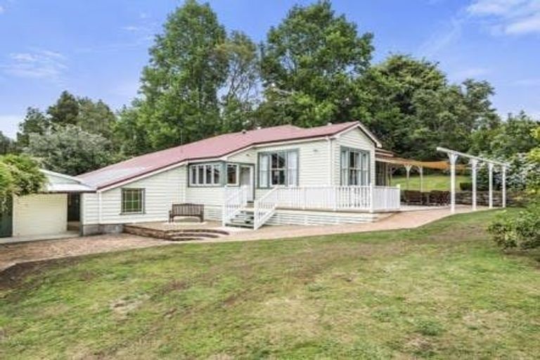Photo of property in 43 Youngs Grove, Pukekohe, 2120