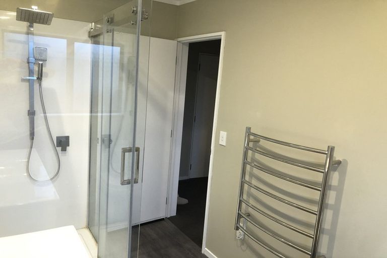 Photo of property in 5 Raleigh Avenue, Fairview Downs, Hamilton, 3214