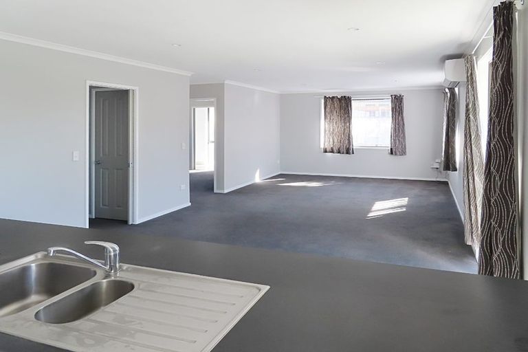 Photo of property in 2/270 Oxford Terrace, Avalon, Lower Hutt, 5011