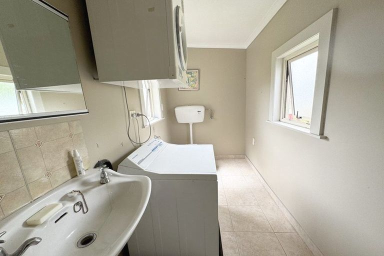 Photo of property in 12 Grant Street, Dannevirke, 4930