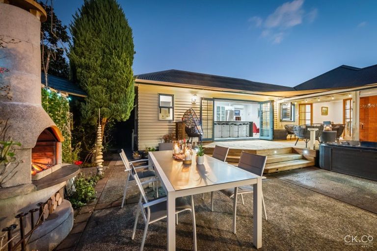 Photo of property in 4 Lockett Street, Waterloo, Lower Hutt, 5011