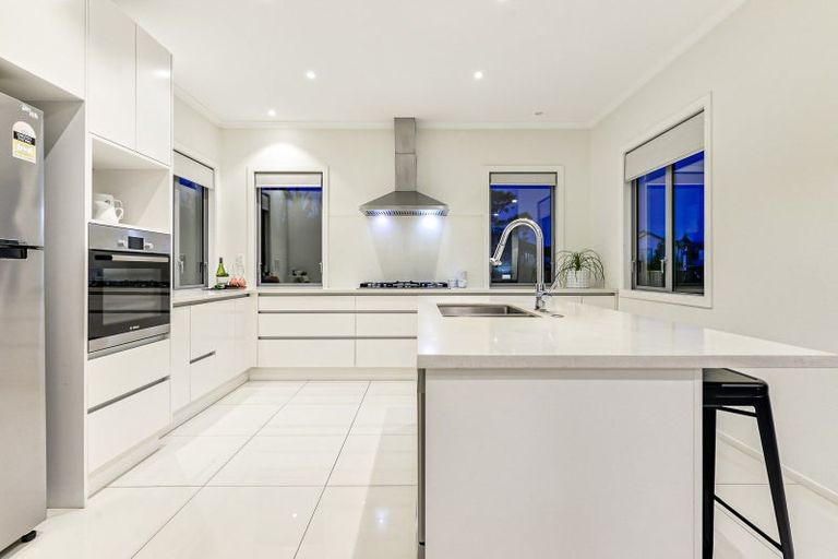 Photo of property in 14 Platina Place, Flagstaff, Hamilton, 3210