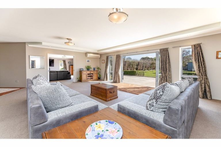 Photo of property in 250 Prestons Road, Marshland, Christchurch, 8051