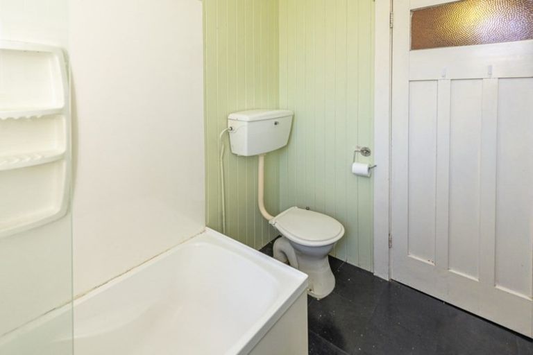 Photo of property in 71 Alma Road, Gonville, Whanganui, 4501