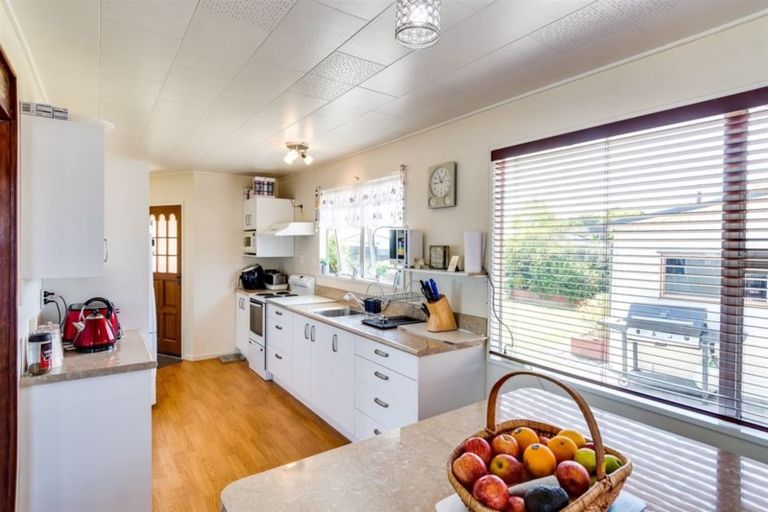 Photo of property in 65 York Avenue, Tamatea, Napier, 4112