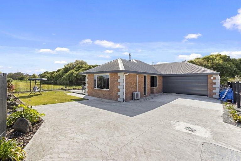 Photo of property in 28 Brightstone Crescent, Aranui, Christchurch, 8061