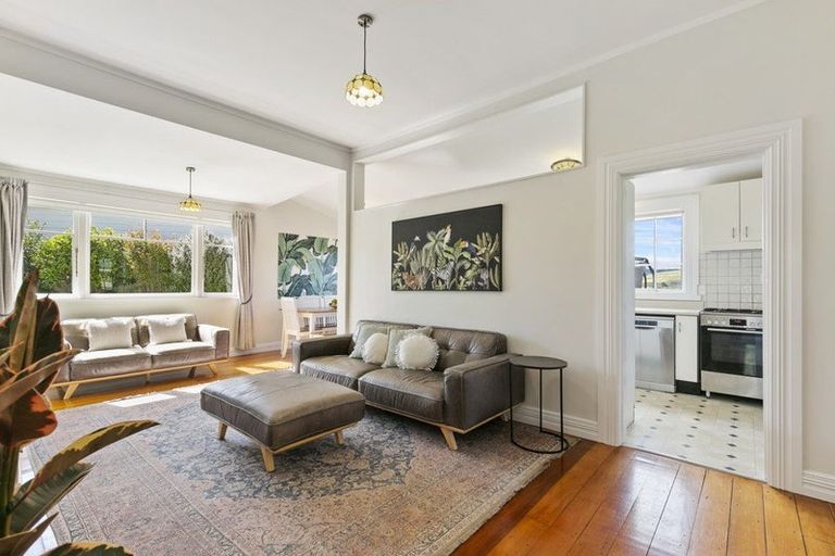 Photo of property in 8 Clifford Road, Johnsonville, Wellington, 6037