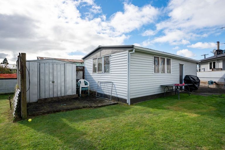 Photo of property in 42 Irvine Street, Frankton, Hamilton, 3204