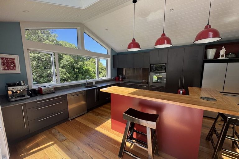 Photo of property in 67 Mitchell Street, Brooklyn, Wellington, 6021