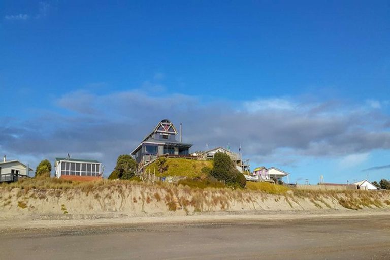 Photo of property in 433 Pukehina Parade, Pukehina, Te Puke, 3189