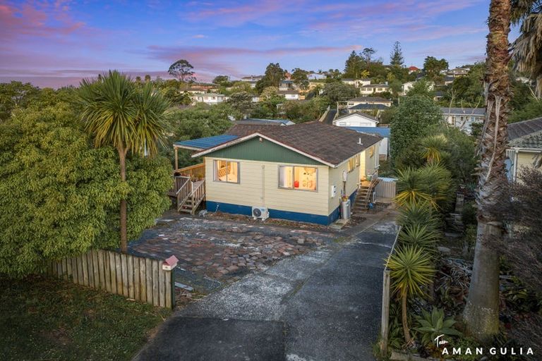 Photo of property in 18 Hydra Place, Glen Eden, Auckland, 0602