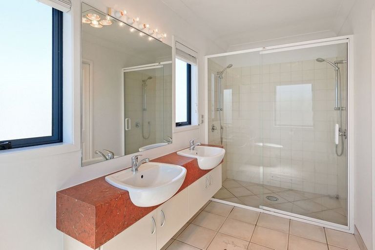 Photo of property in 41a Avonhead Road, Avonhead, Christchurch, 8042