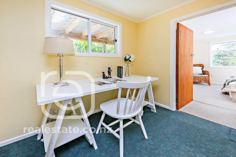 Photo of property in 42 Gordon Avenue, Milford, Auckland, 0620