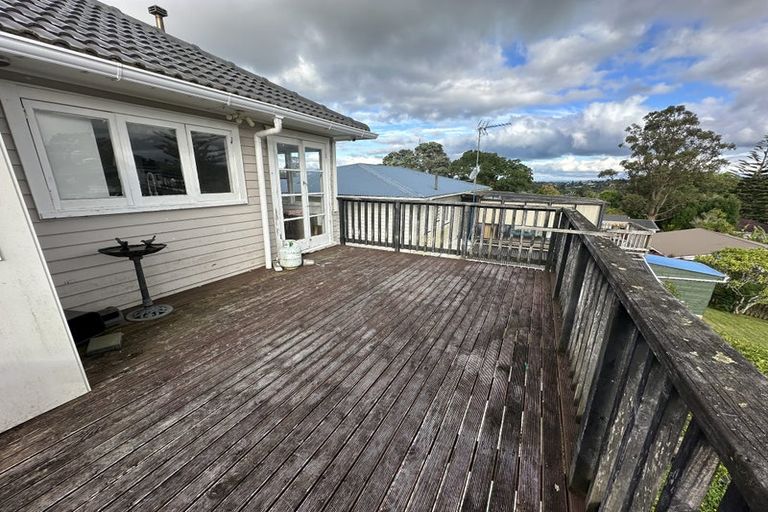 Photo of property in 19 Camelot Place, Glenfield, Auckland, 0629