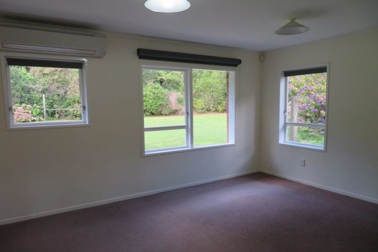Photo of property in 91 Stratton Street, Normandale, Lower Hutt, 5010
