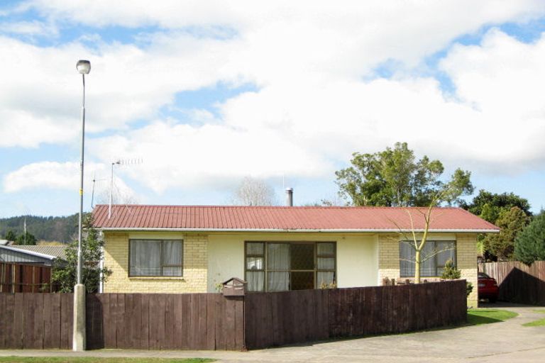 Photo of property in 9 Wikepa Place, Whakatane, 3120