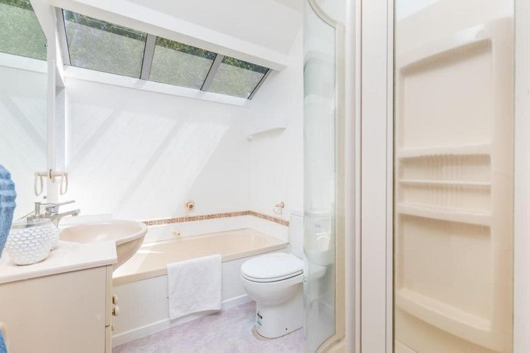 Photo of property in 1/57 James Evans Drive, Northcote, Auckland, 0627