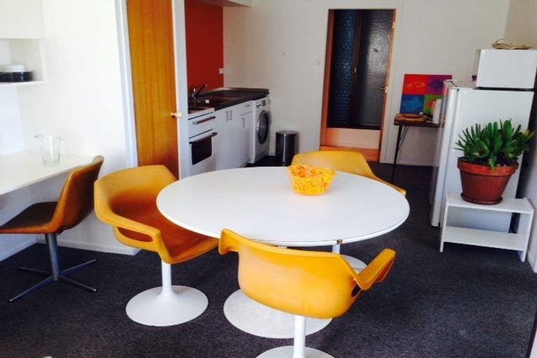 Photo of property in 87a Seatoun Heights Road, Seatoun, Wellington, 6022