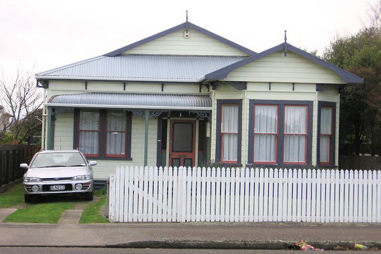 Photo of property in 27 Bourke Street, Palmerston North, 4410