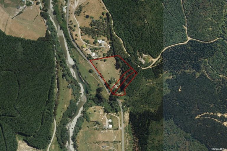 Photo of property in 233 Wakamarina Road, Canvastown, Havelock, 7178