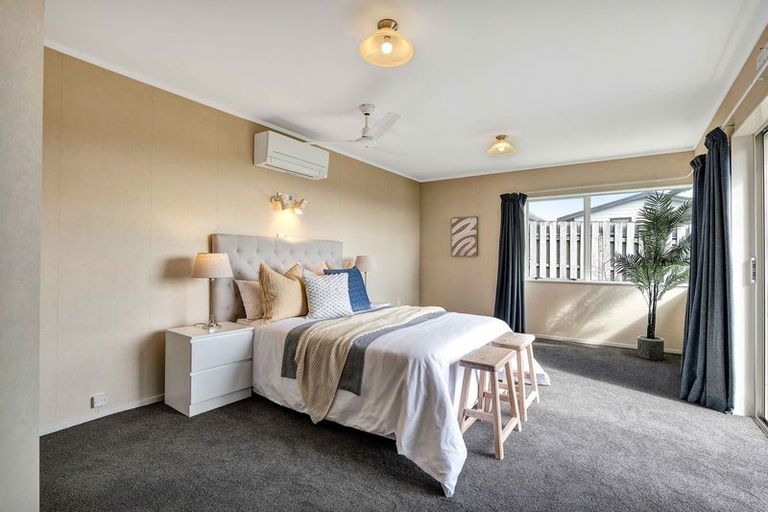 Photo of property in 6 Renown Place, Spotswood, New Plymouth, 4310