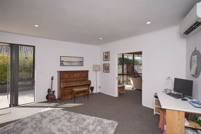 Photo of property in 11 Mcmahon Drive, Aidanfield, Christchurch, 8025