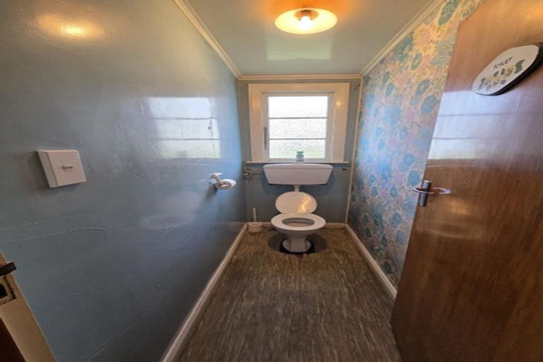 Photo of property in 256 Clyde Street, Balclutha, 9230