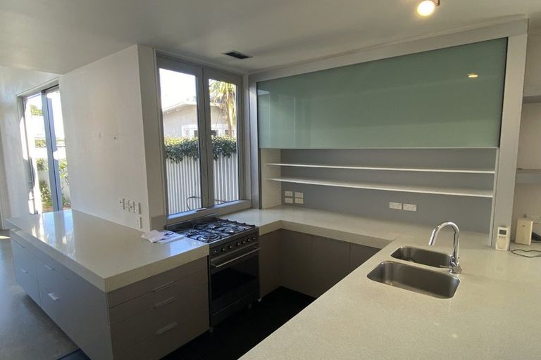 Photo of property in 3/2c Valley Road, Mount Eden, Auckland, 1024