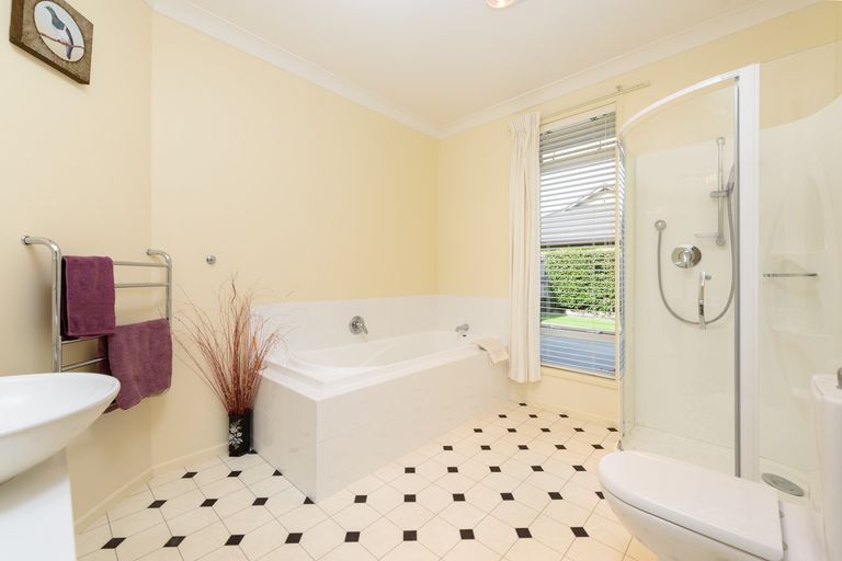 Photo of property in 74 Orange Lane, Bethlehem, Tauranga, 3110