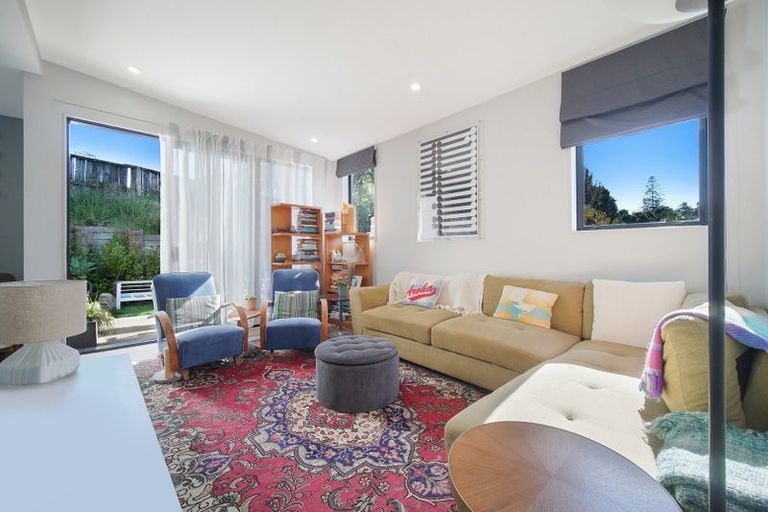 Photo of property in 6e Bacot Place, Howick, Auckland, 2014