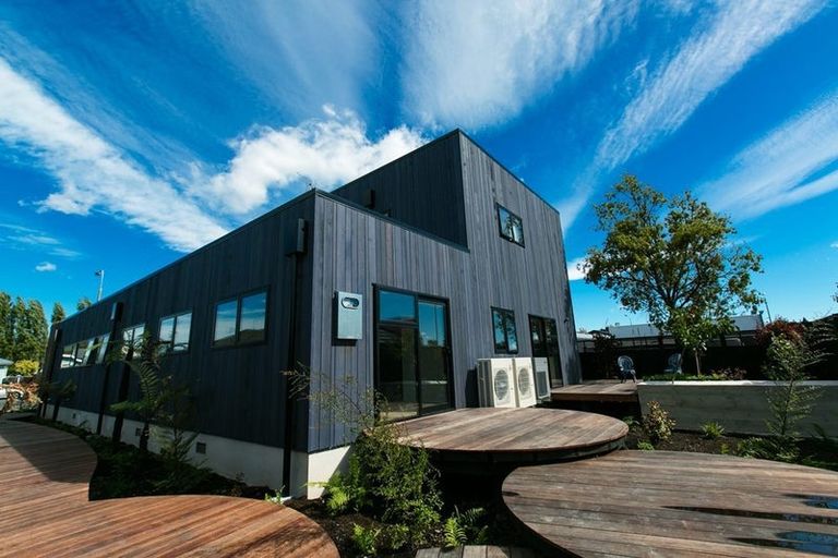 Photo of property in 5 Wharenui Road, Upper Riccarton, Christchurch, 8041