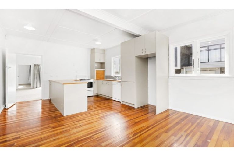 Photo of property in 69a Fifth Avenue, Enderley, Hamilton, 3214