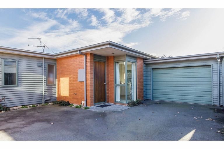 Photo of property in 271d Centaurus Road, Hillsborough, Christchurch, 8022