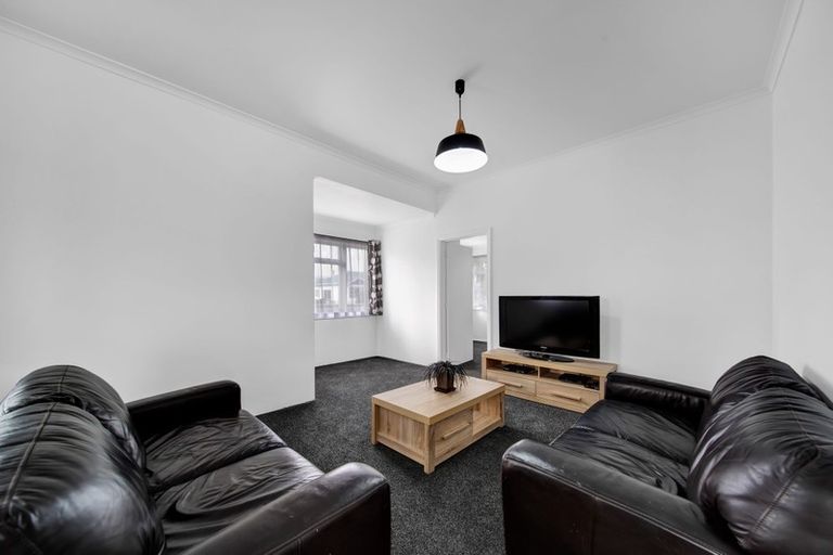 Photo of property in 12 Pitt Street, Normanby, Hawera, 4614