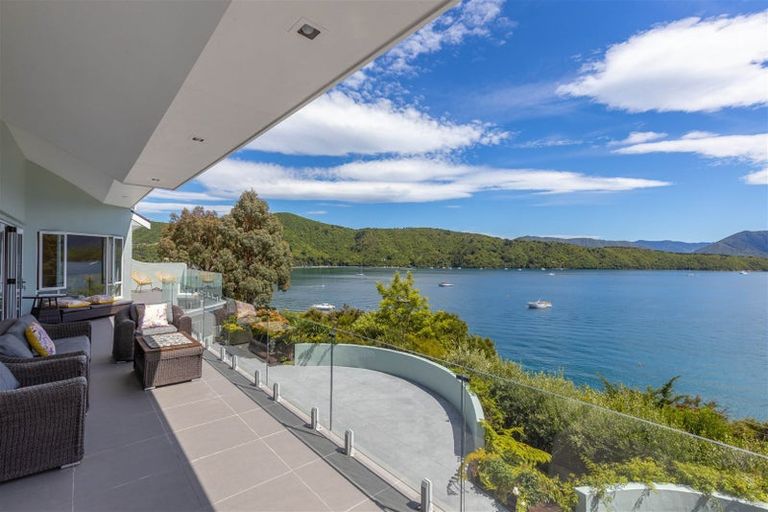 Photo of property in 2 Marina View Estate, Waikawa, Picton, 7281