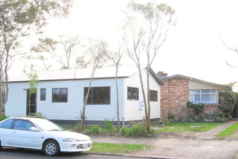 Photo of property in 35 Pulham Crescent, Queenwood, Hamilton, 3210