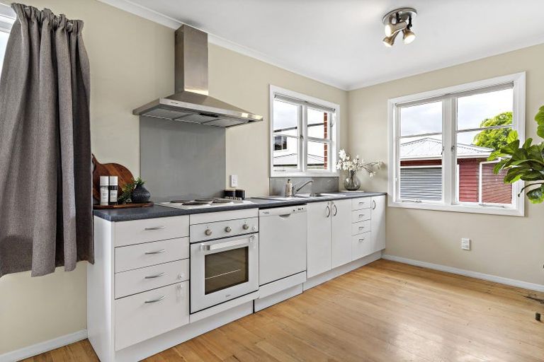 Photo of property in 86 Totara Street, Lansdowne, Masterton, 5810