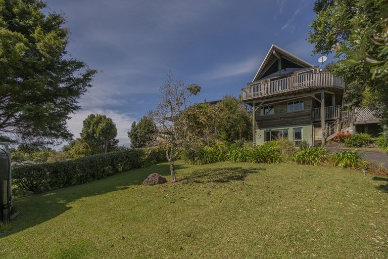 Photo of property in 35 Whiritoa Beach Road, Whiritoa, Whangamata, 3691