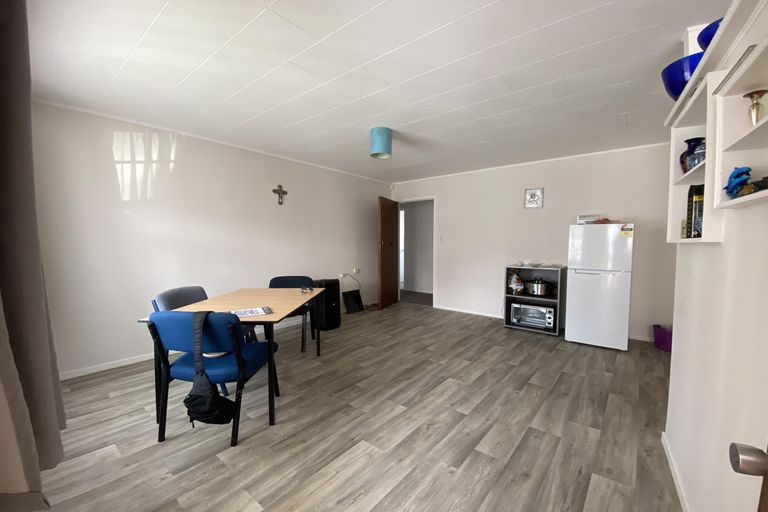 Photo of property in 19a York Street, Gonville, Whanganui, 4501